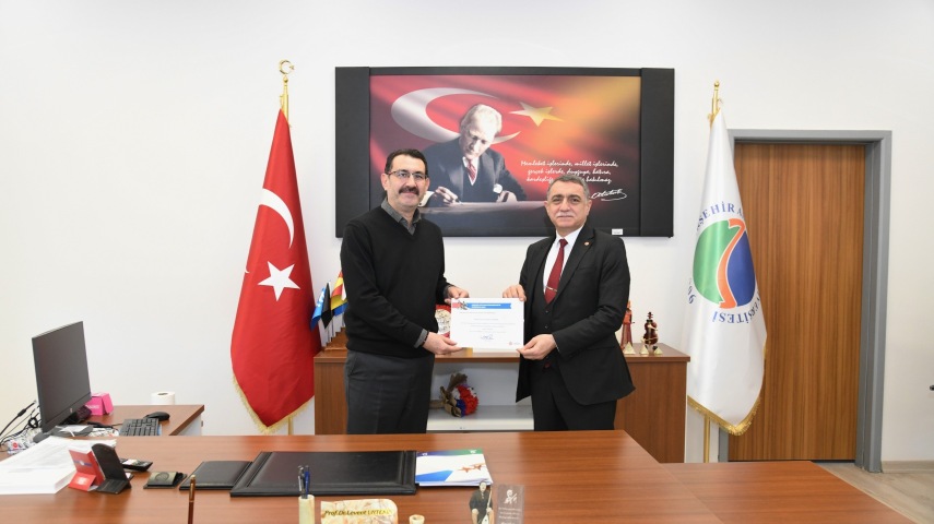 Rektörümüz ve Rektör Yardımcılarımızdan Dekanımıza Tebrik Ziyaretleri