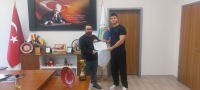 Üniversitemizin 20. Yıl Basketbol Turnuvası Şampiyonuna Teşekkür Belgesi Takdim Edildi